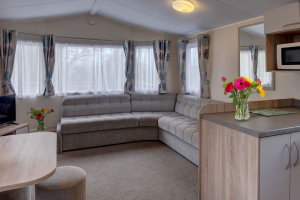 Van4-Lounge-2