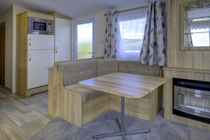 Van-5-5 - Dining Area