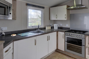 Van-DB7-Kitchen