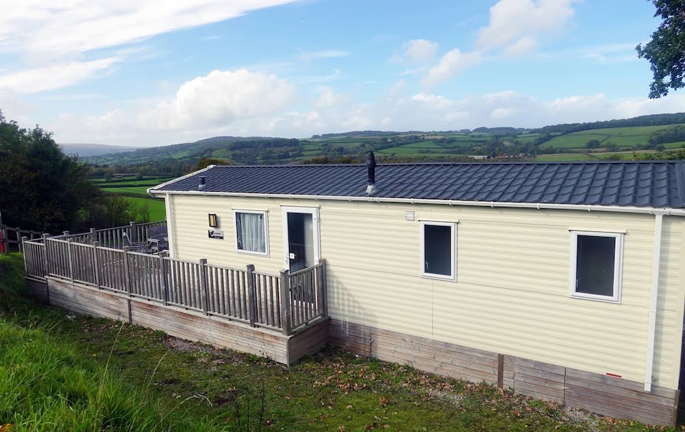 2 bedroom deluxe 6 berth static caravan devon parkers farm