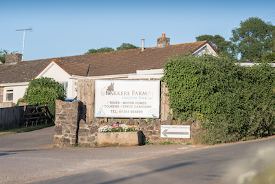 entrance to parkers farm devon holiday park